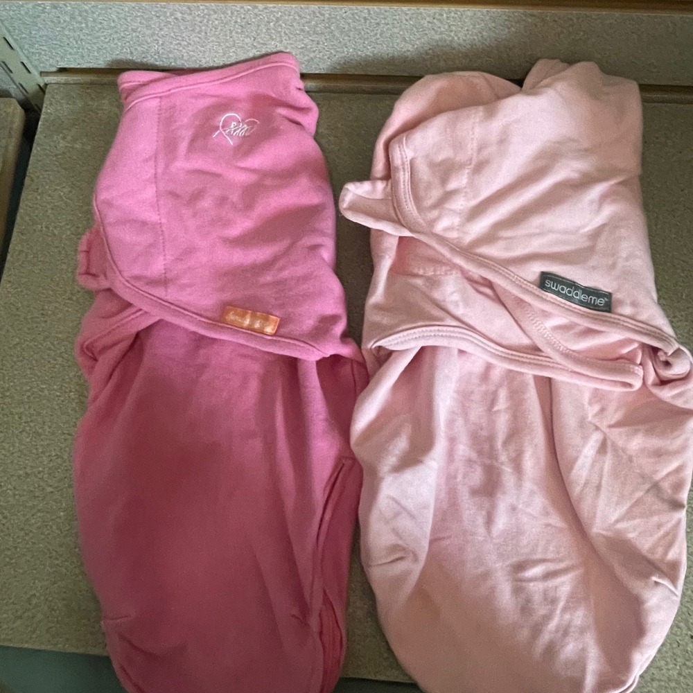 SwaddleMe Pink Cotton Baby Swaddle Wrap Set 2 Pack Size 0-3M‎ SM/MED Zip Bottom